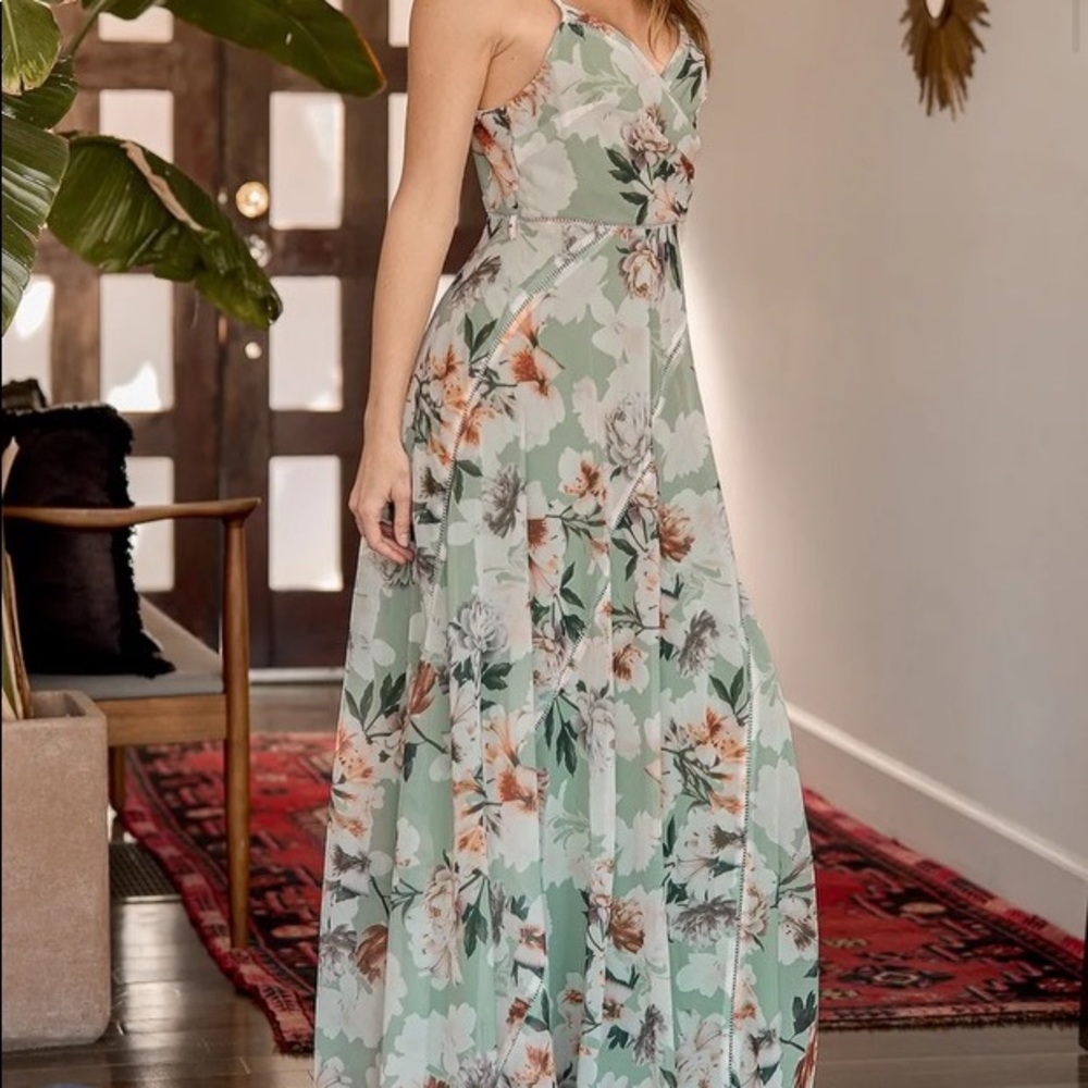 Lulus sage green floral maxi dress